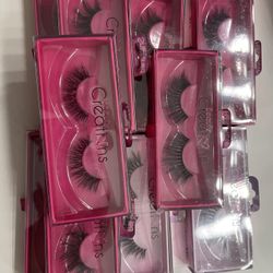 LASHES BEAUTY CREATIONS