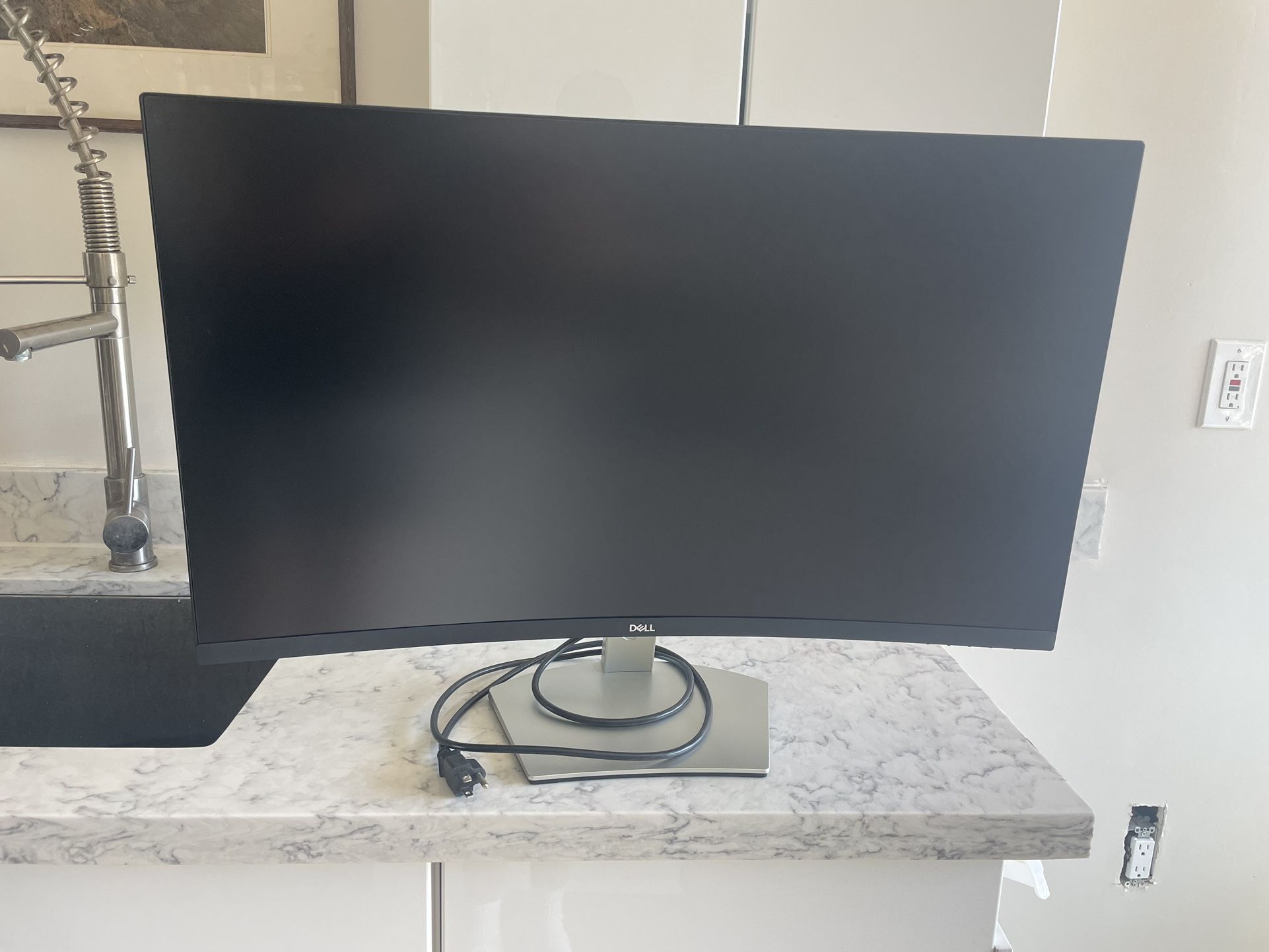 Dell 32” Curved Monitor