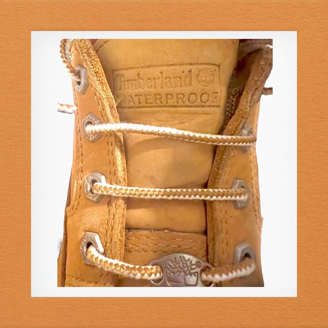 Timberland Waterproof Wheat Boots Size 7 1/2 Unisex