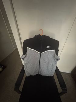 Newest Nike teck grey and black