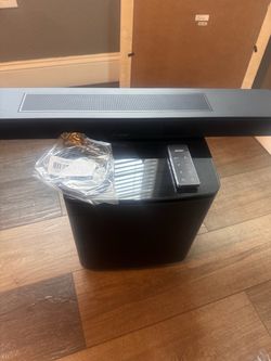 Bose smart Soundbar new with Bose modular like new and Remote amazing sound