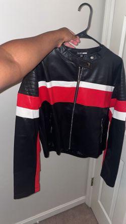 Women’s jacket size 2x 60$