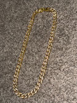 Cuban link necklace