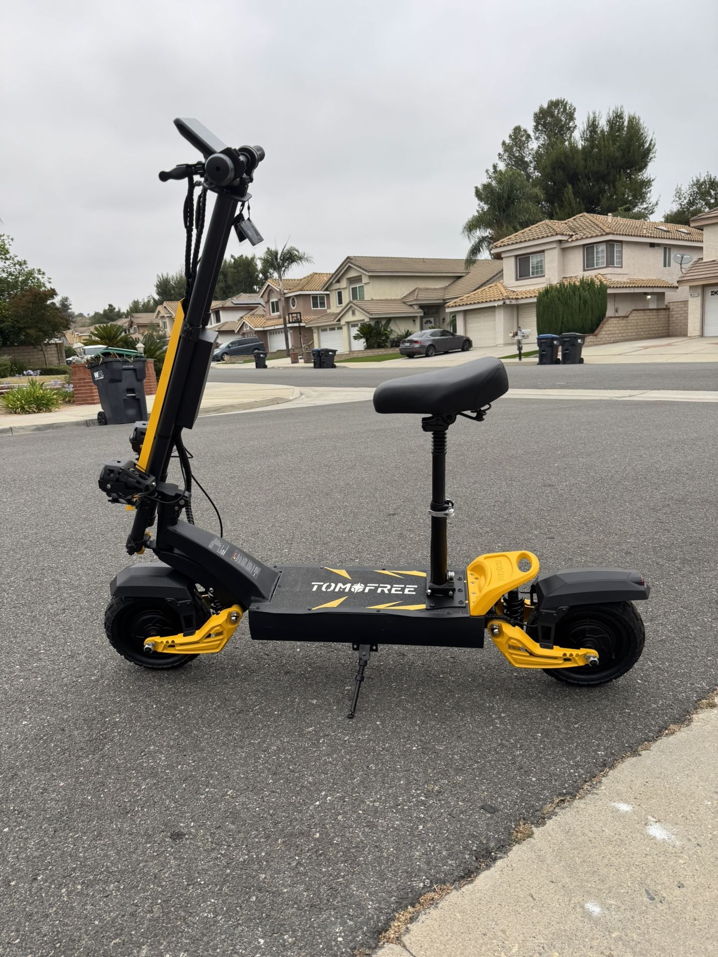 Electric scooter