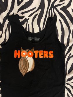 Hooters Black Tank Top Size Small
