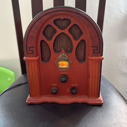Vintage Crosley Radio 