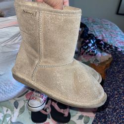 Girls Bearpaw Boots Size 3