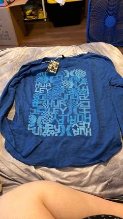 Hurley Small Long Sleeve Shirt