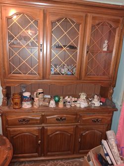 Wood China Hutch Cabinet with Glass Doors