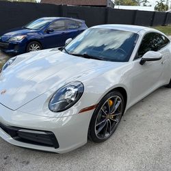 2022 Porsche 911 carrera