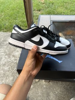 Nike Dunk Low Panda – Size 11
