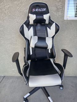 Gaming chair