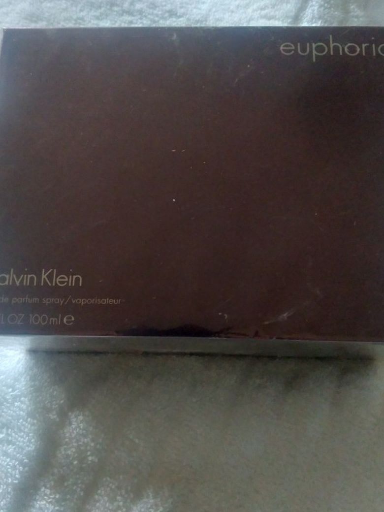CALVIN KLEIN - EUPHORIA Perfume