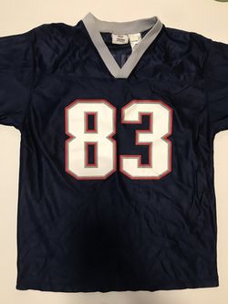 Wes Walker #83 New England Patriots NFL Football Jersey Youth Size L (14-16)