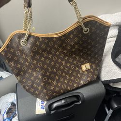 LV