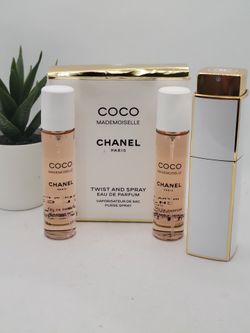 CHANEL 

COCO MADEMOISELLE Eau de Parfum Twist and Spray

.7 fl (3x)  (DAMAGED BOX)