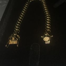 18 k Gold Plated Tarnish Resistant 6 mm Cuban Bracelet 