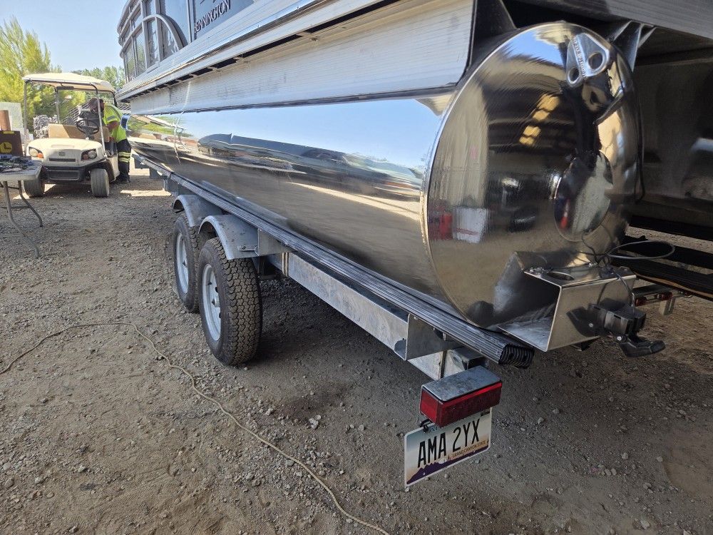 Aluminum Polishing Pontoon Boats