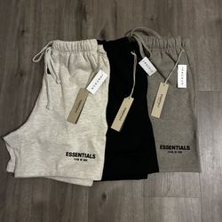 Essentials Shorts