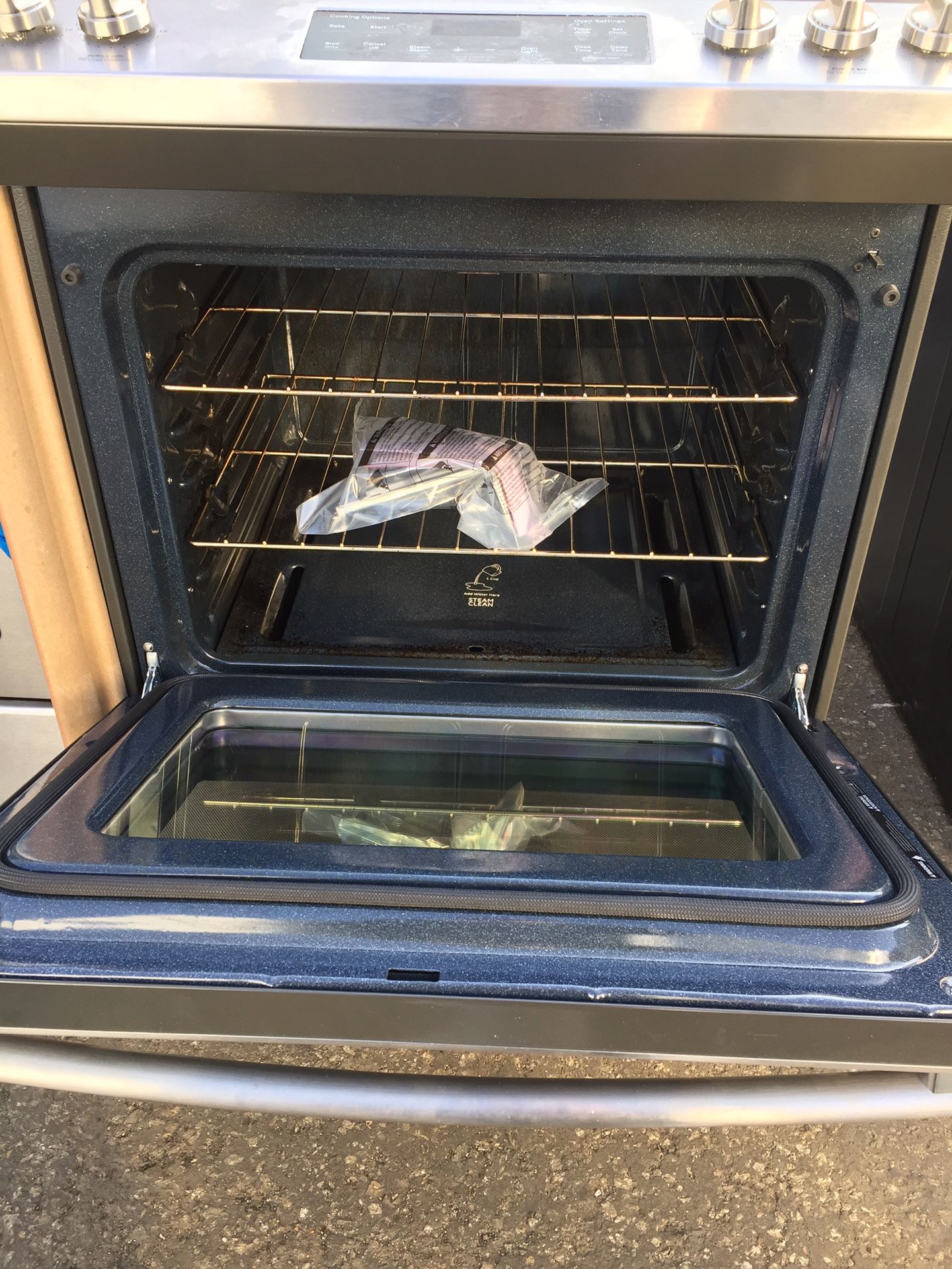 GE Stove 5 burner mint Condition