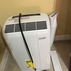 DeLonghi Air conditioner 