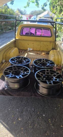 Toyota Tacoma 17'' rims