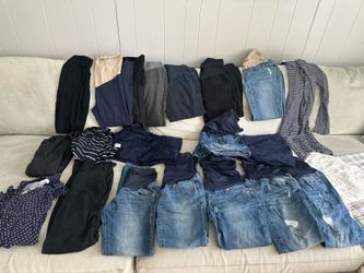Women’s Size Small Maternity Clothes