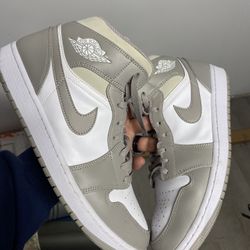 Jordan 1 Mid Size 11.5 Men Nike 