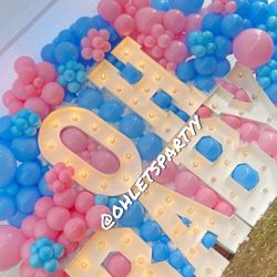 Balloons Set Up & Decor