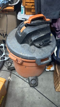 Huge shop vac