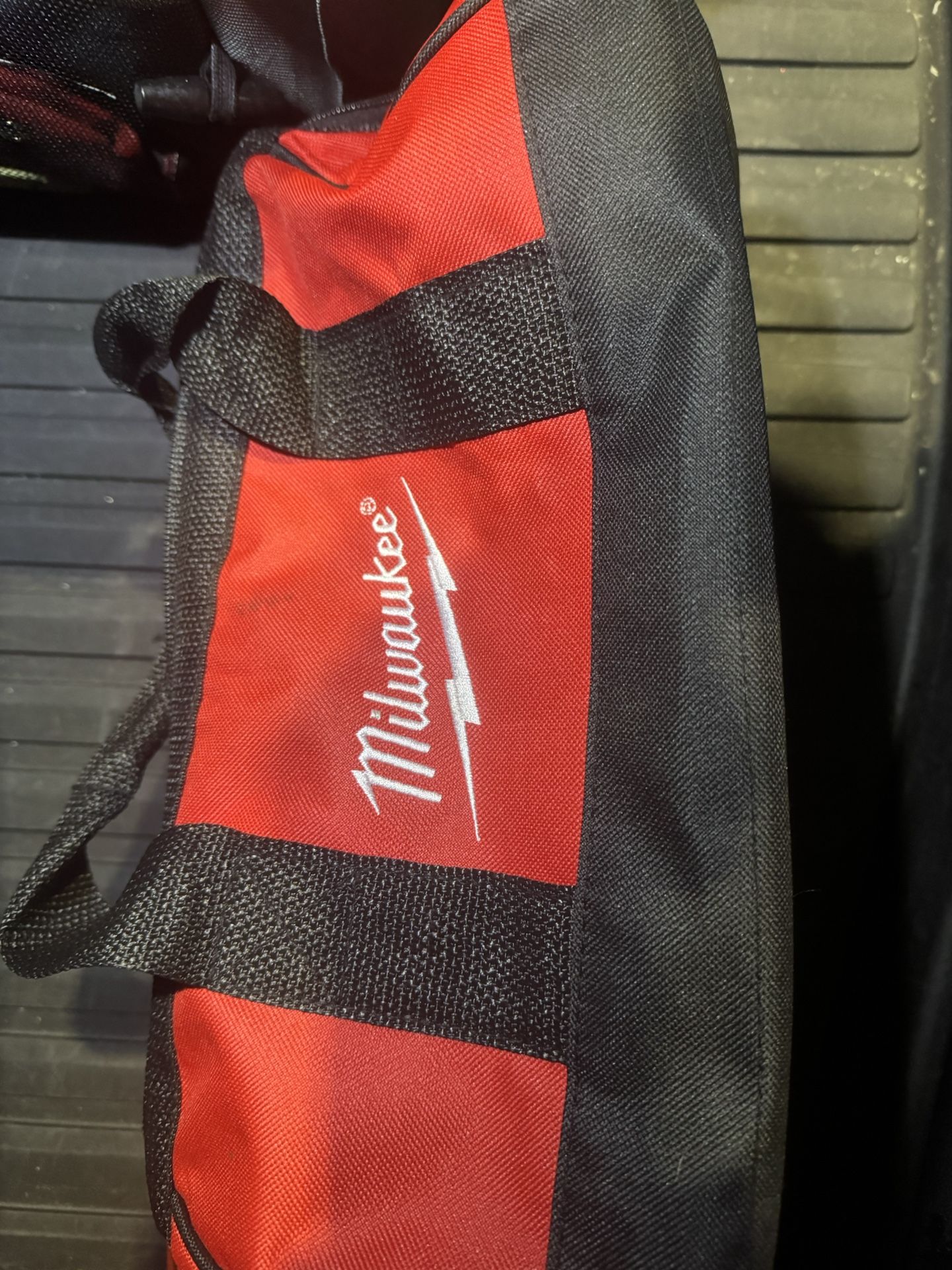 Milwaukee impact drill set