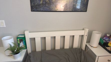 Twin Bed