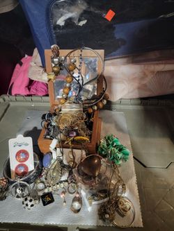 Jewelry lot #1