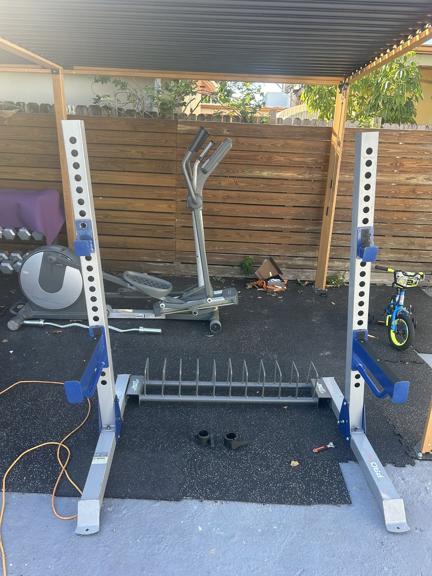 Bench/Squat rack