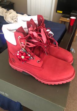 Christmas edition timberland - size 8 men , 9.5 womens