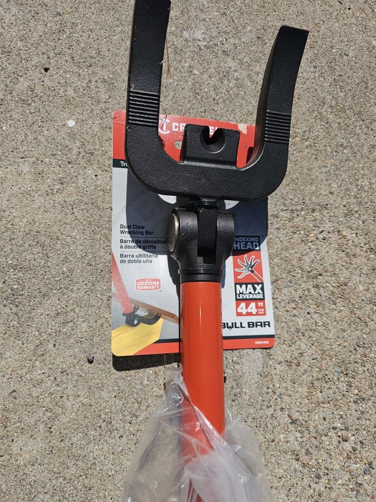 wrecking bar