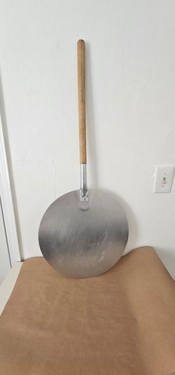 Round Aluminum Pizza Peel with Wood Handle