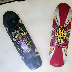 2 Dog Town Skateboard Decks