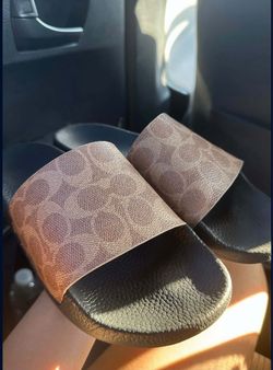 coach sandals