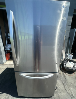 LG 3-Door French Door Fridge w/ Ice Maker