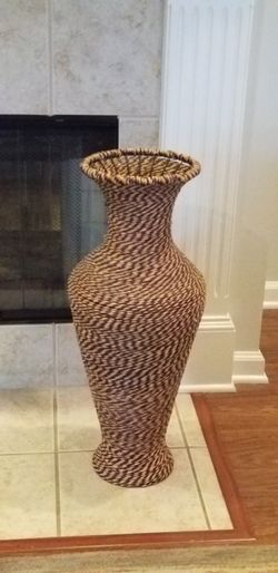 Vase -X- Large Rattan/Wicker