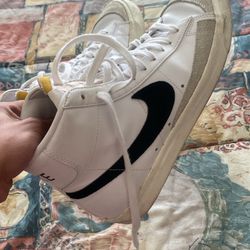 Nike Blazers High top
