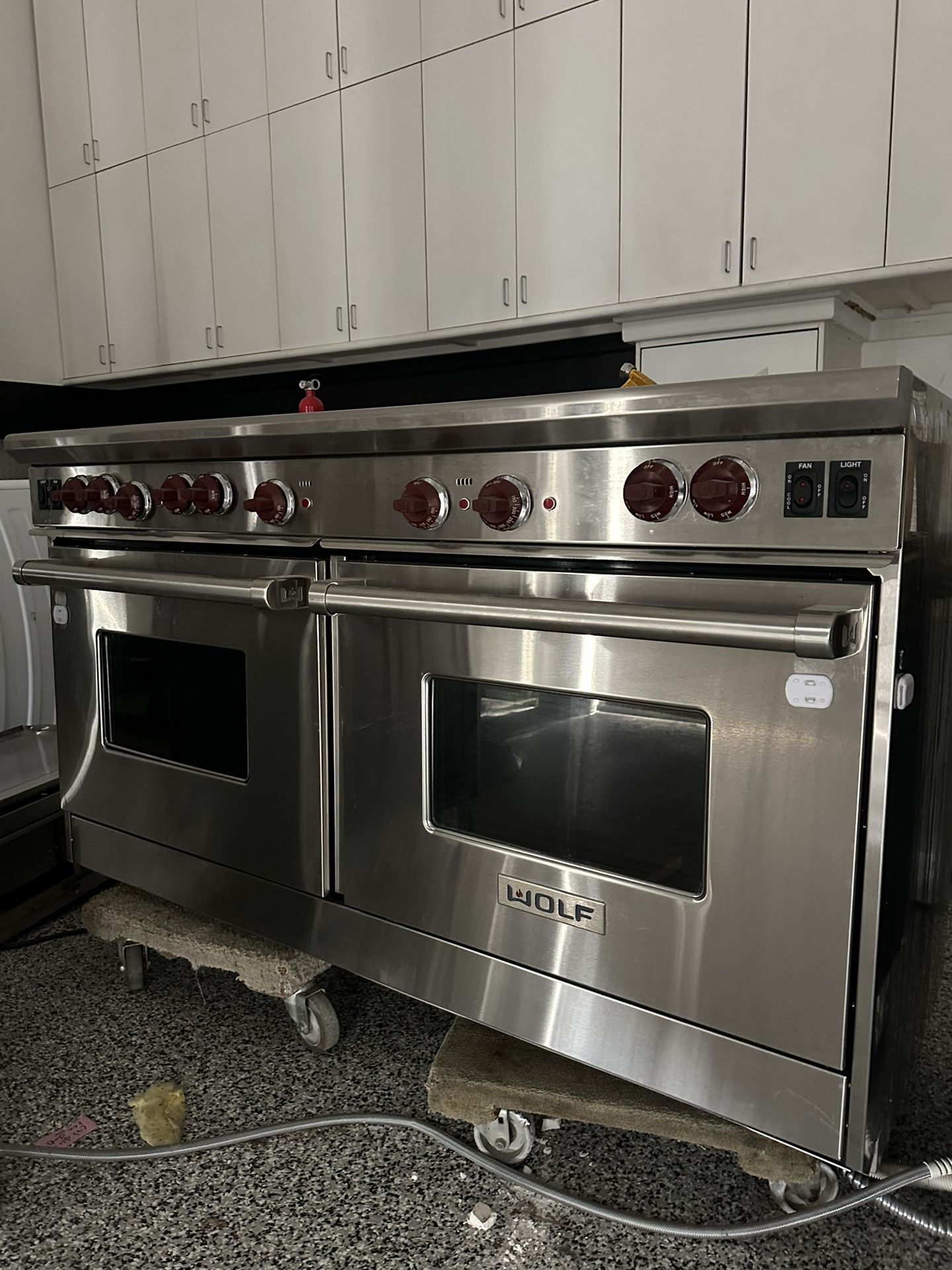 WOLF Gas Range