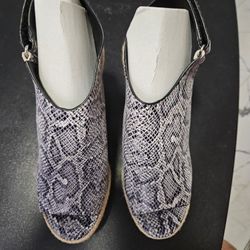 AEROSOLES WOMEN'S WEDGE SANDELS 