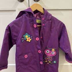 Girl’s raincoat 