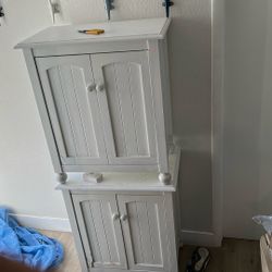 2 White end tables