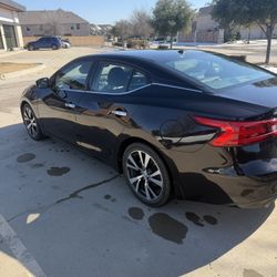 2017 Nissan Maxima 