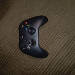 Xbox One Wireless Black Controllers