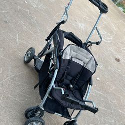 Cochecito Ultra Sit N Stand de Baby Trend, Fantasma, Phantom Stroller