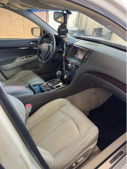 Infiniti g37 2012